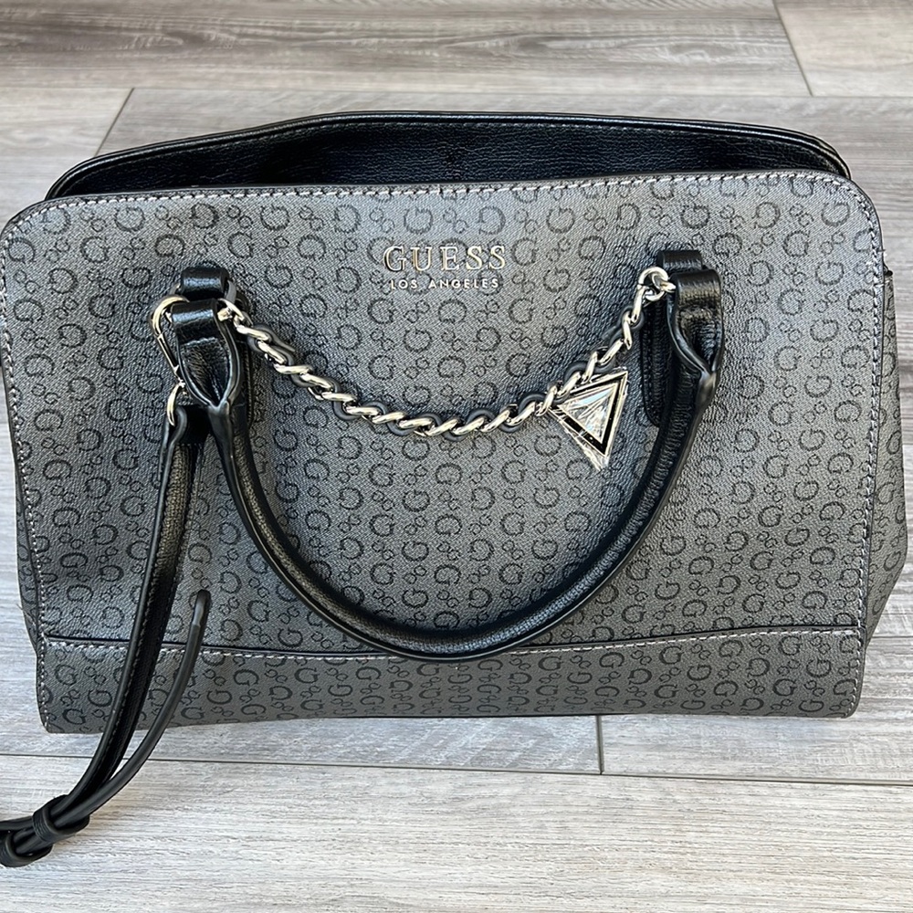 🆕Guess Handbag